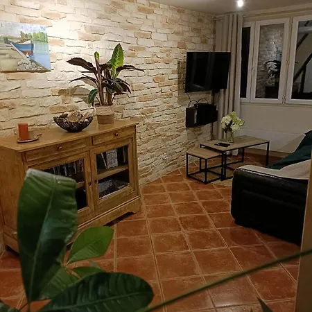 Longere De Charme Entre Campagne Et Hermival-les-Vaux